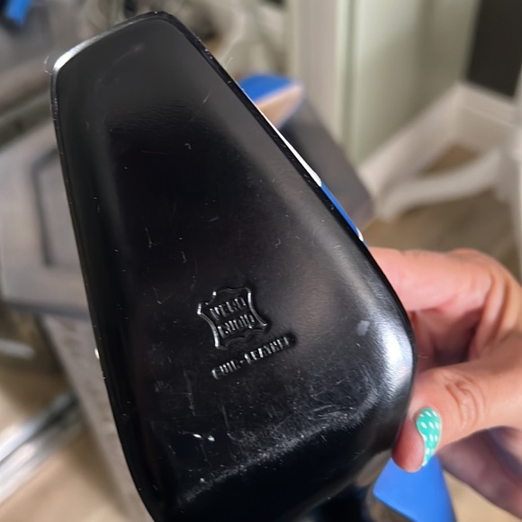 NWOT, St John, leather heels, blue white color block, size 6 - Picture 13 of 13